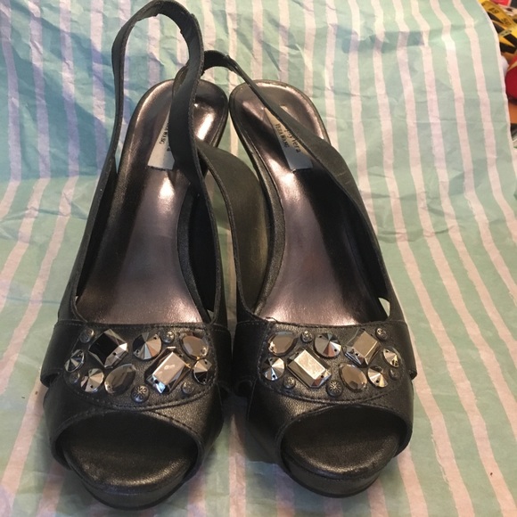 Simply Vera Vera Wang Gray Gems Bling Sandal Heels - Picture 2 of 6